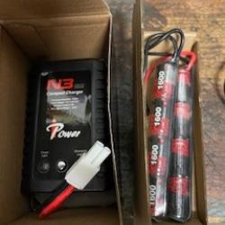 Batterie et chargeur Airsoft NiMh N3 / 9.6v