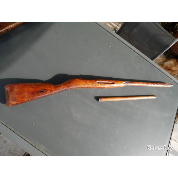 Crosse de MOSIN NAGANT 1891/30 avec son garde main