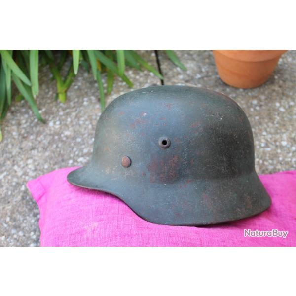 Casque allemand modle 1935 tout d'origine