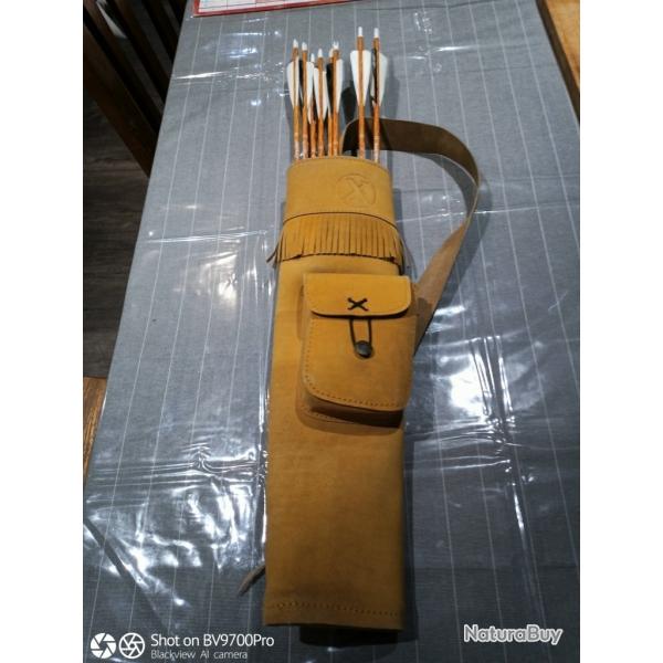 Carquois dorsal croute de cuir