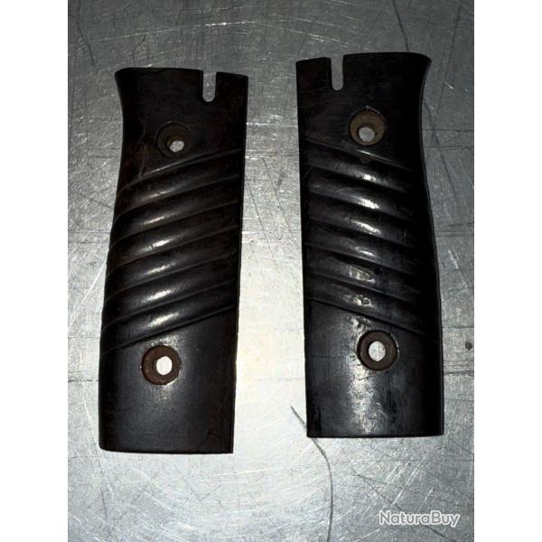 PAIRE DE PLAQUETTES BAKELITE POUR BAIONNETTE MAUSER 98 K AVEC WAFFENANT 39-45 ORIGINALES
