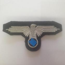 Aigle de poitrine noir  Allemand en reproduction  A25