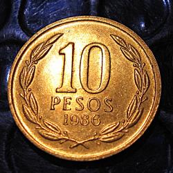 CHILI  piece de 10 PESOS 1986 "libertad"
