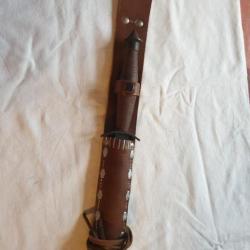 1 Dague V42 utilisée par les commandos   en reproduction  A25