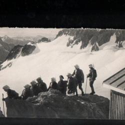 départ d'une patrouille en haute montagne cpa chasseurs alpins