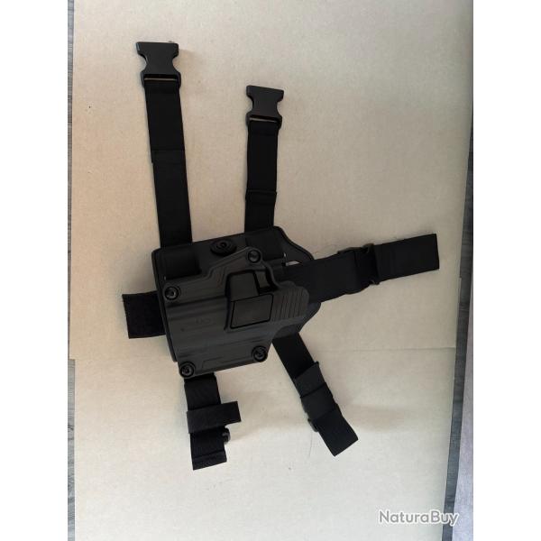 Holster de cuisse Universel Droiter rigide noir