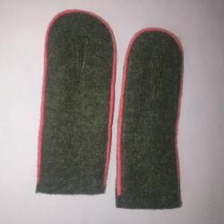 Épaulettes  vertes et roses  Allemand ww2 A25 2