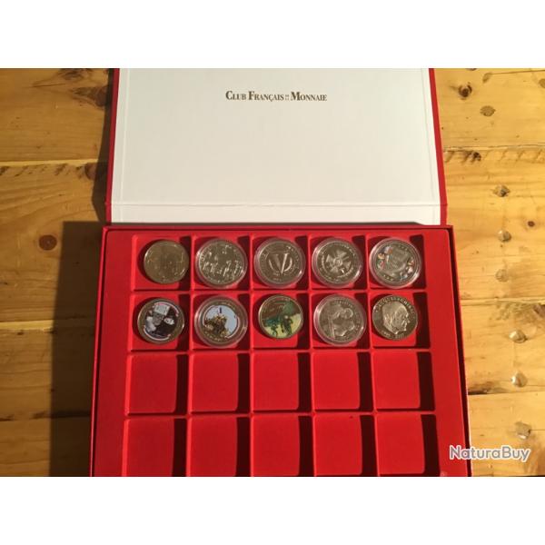 COFFRET AVEC 10 PICES ET MDAILLES COMMMORATIVES CLUB FRANAISE DE LA MONNAIES neuves