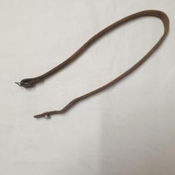 jugulaire de casque adrian en reproduction   A25
