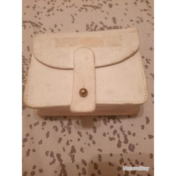 Cartouchire Francaise en buffle blanc    A25