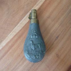 POIRE A POUDRE OU A PLOMBS DE CHASSE DU XIXEME SIECLE