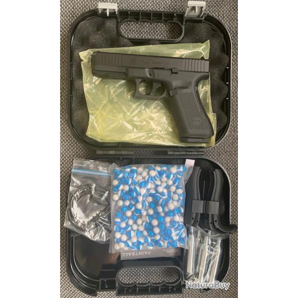 SUPER PACK PISTOLET GLOCK 17 T4E NOIR CALIBRE 0.43 + 250 BILLES POUDRE + 5 SPARCLETTES CO2 12Grs