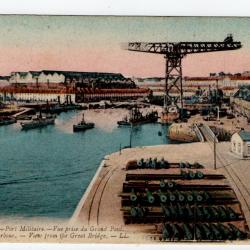 CPA-Marine Militaire - Brest - Le port militaire - vue prise du Grand Pont N°304