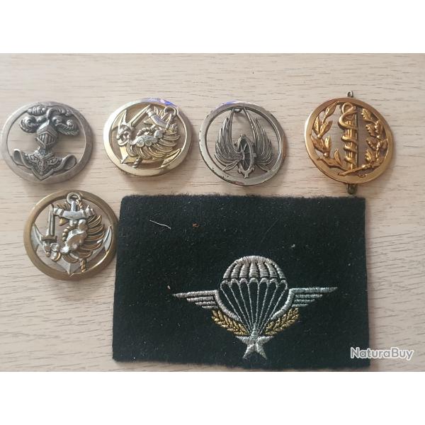 Lot insignes militaires bret brevet para