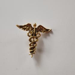 BROCHE  MÉTALLIQUE DE NURSE U.S.