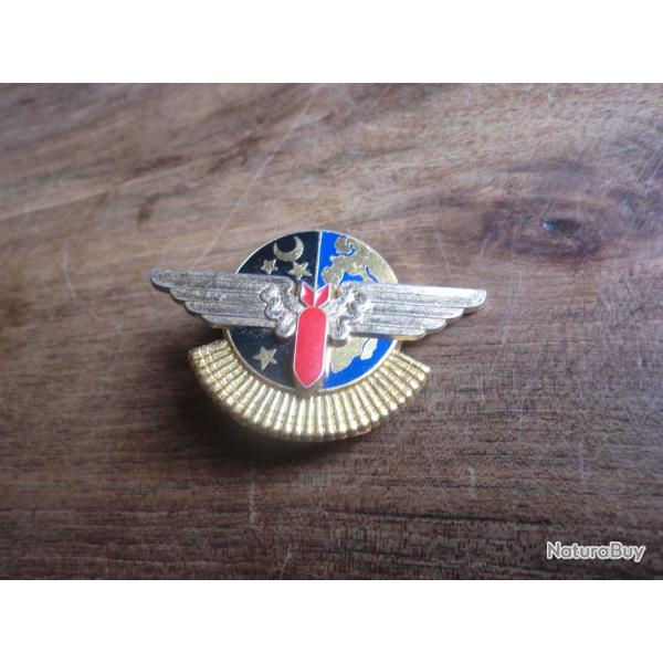 insigne  B.A 120 base arienne cazaux / y delsart