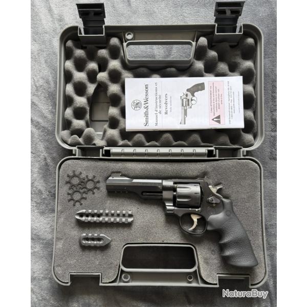 Revolver Smith & Wesson TRR8 performance center