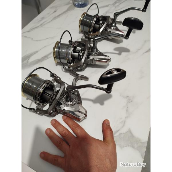 Lot moulinets surfcasting mer