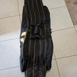 Fourreau guitare Daiwa 3 cannes + 2 poches accessoirs