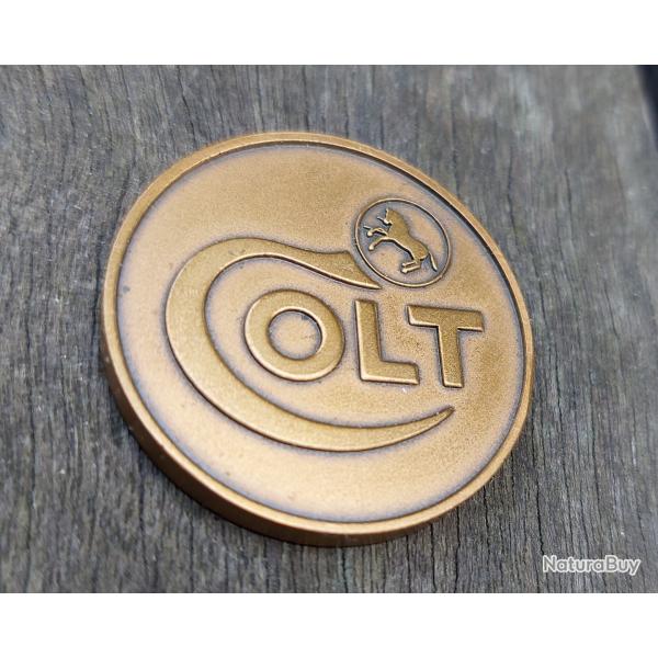 MEDAILLE DECORATIVE COLT