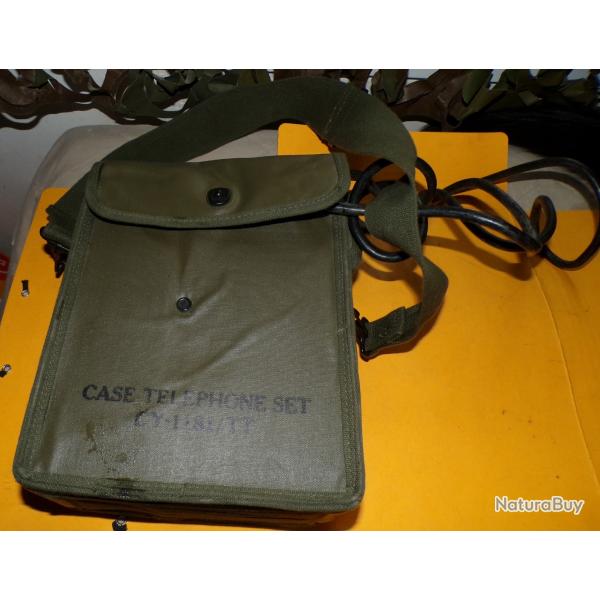 TELEPHONE MILITAIRE DE CAMPAGNE EE-8 , CASE TELEPHONE SET  CY-1181 / TT , COMPLET AVEC SA SANGLE POU
