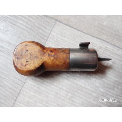 Tournevis plat embouti en acier S2, manche TPR bi-matière. Mesure 0,8 x