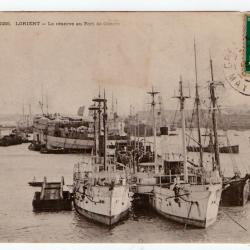 CPA - MARINE DE GUERRE -LORIENT- La reserve au Port de Guerre  N°1175