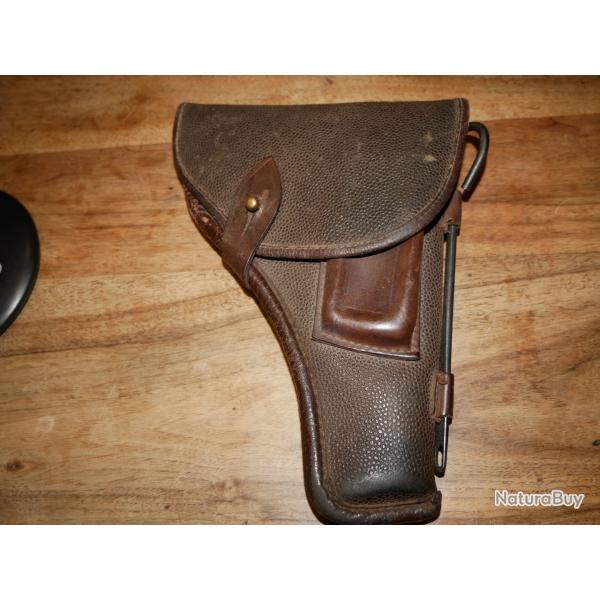Etui de pistolet TOKAREV TT33 en toile cire et cuir avec sa baguette WW2 ou juste aprs