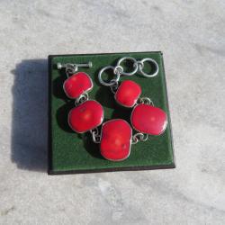 Bracelet en argent 925, ornée de cinq cabochon de pierres rouges naturelle- FRANCE (XXé)