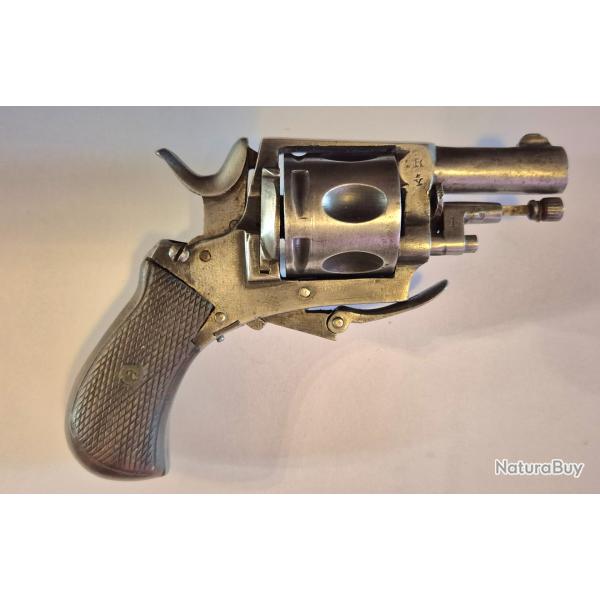 Revolver 320 propre sans corrosion 6 coups fonctionnement parfait