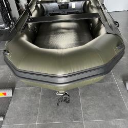 Bateau pneumatique NEUF Fox 290 Vert Plancher gonflable NEUF (jamais utilisé).