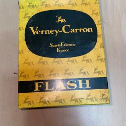 Lot 2 boites de 10 cartouches Verney Carron Flash bourre grasse calibre 16/67, 28 grammes, plombs 10