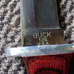 BUCK 124 Manche bois.