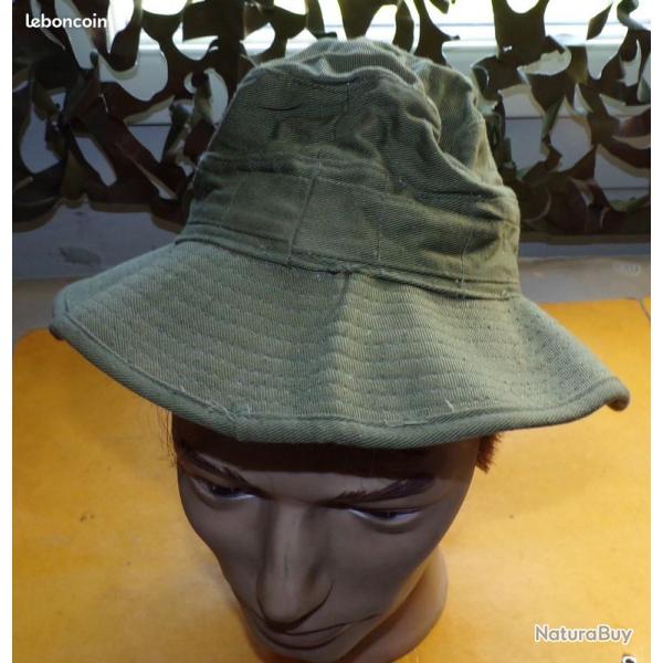 BOB DE L'ARMEE ANGLAISE , TAMPON AVEC DATE 1952 , TAILLE 6 1/8 SOIT TAILLE 50 , PETITE TAILLE , ETAT