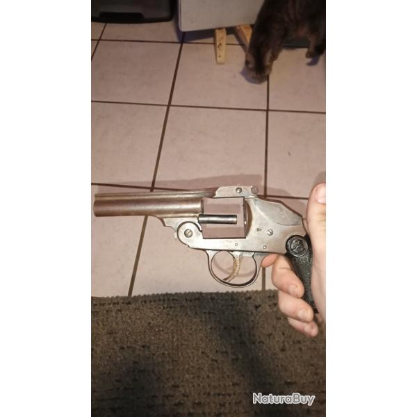 IVER JOHNSON calibre 38 hammerless SN D34434