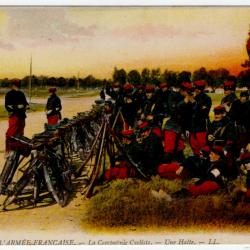 CPA -  Militara - L' Armée Française - La Compagnie Cycliste - Une Halte N°1218