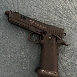 TTI PIT VIPER JW4 BLACK OUT EDITION JW4