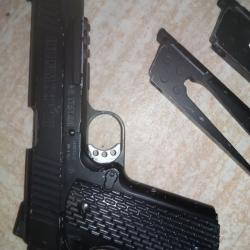 Lot airsoft gilet et réplique.