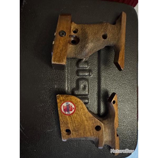 Crosse gaucher en bois pour pistolet Unique DES 69