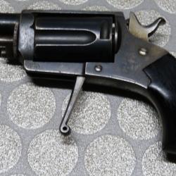 Revolver en calibre 6mm velodog