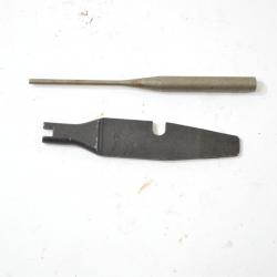 Outil multifonction tournevis 1er type + chasse goupille du kit Russe. AK47 / 74 AKM et dérivés (H)