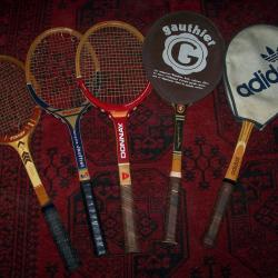 Lot de 5 anciennes raquettes de tennis ......