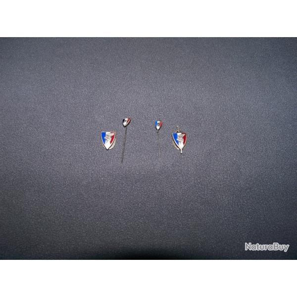 Lot de 4 Insignes poque Vichy .. poque 1940 ... 2 boutonnires et 2 avec pingles.....
