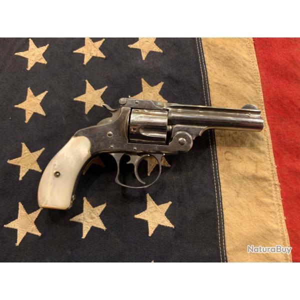 Revolver Smith & Wesson DA calibre 38 SW