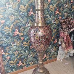 Ennorme vase de sol asiatique en bronze polychrome emaille du début XX eme