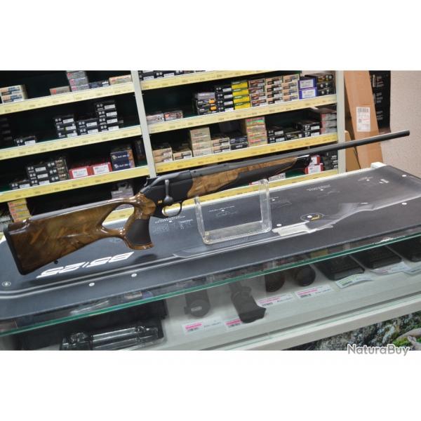 CARABINE LINEAIRE BLASER R8 SUCCESS BOIS ET CUIR GRADE 4 CALIBRE 8.5X55 B  SANS ORGANES FILETE NEUVE