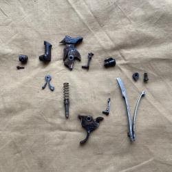 Lot divers pièces pour REVOLVER MOD1892