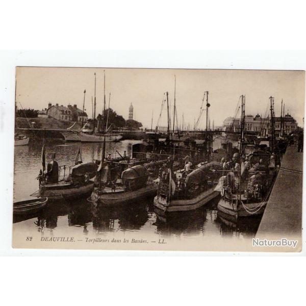 CPA - MARINE MILITAIRE - " DEAUVILLE " Torpilleur dans les Bassins N1205