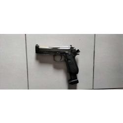 Beretta Umarex - HS (canon interne part lors du tir) - Avec malette et chargeur CO2
