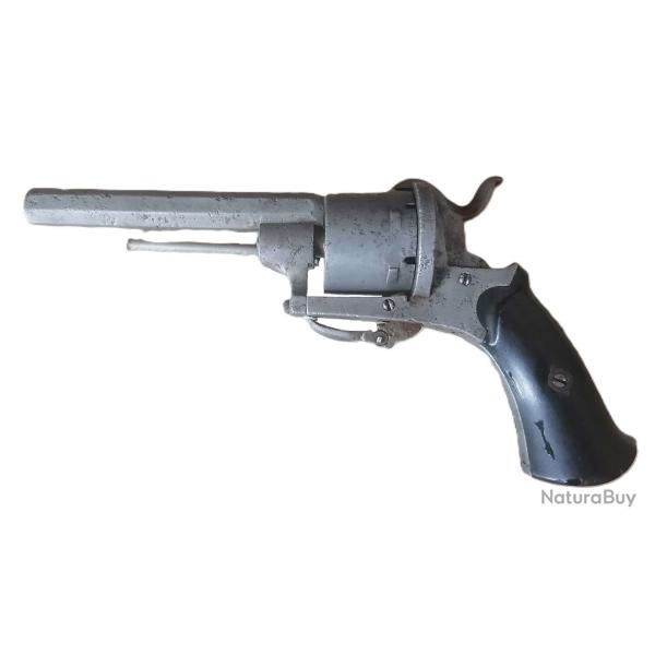 Revolver a broche type "lefaucheux"